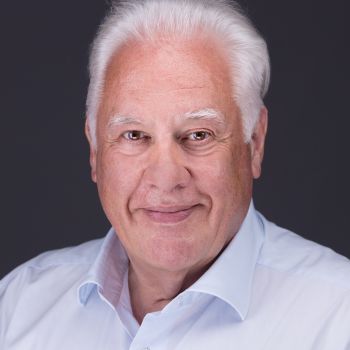 Prof-Dhom